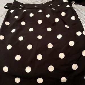 Barely worn New York and co polka dot skirt size 18